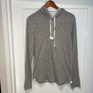 Vince Mens Henley Pullover Size Medium